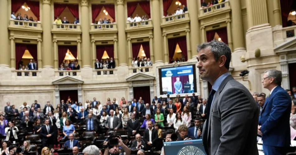 Diputados: cuáles son las fuerzas que ponen en juego más bancas en 2025; la pelea en Santiago.