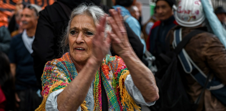 Jubilados- Milei no aumentará el bono de $ 70.000