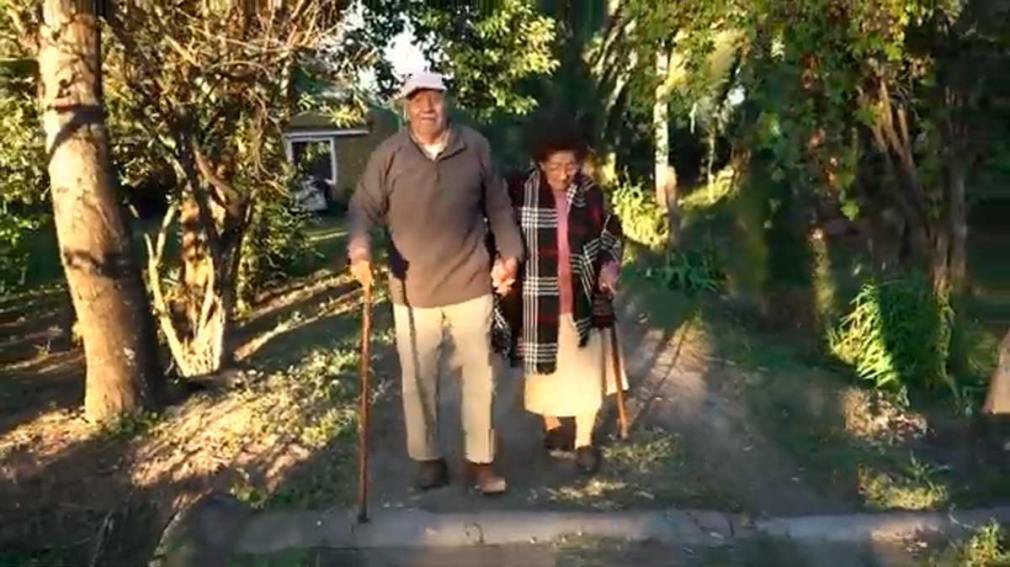 Un amor eterno: Asencio y Carmencita se casaron por Iglesia tras 80 años de historia juntos-