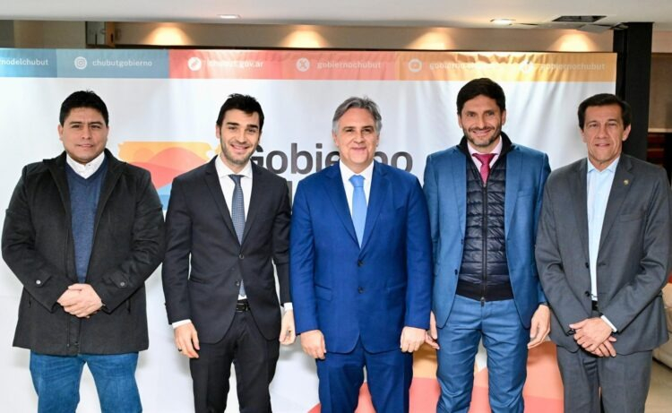 Los gobernadores de Provincias Unidas se reúnen para consolidar un polo de centro.