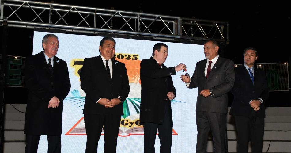 Zamora participó del acto por el 75° Aniversario de la Escuela de Agricultura, Ganadería y Granja.