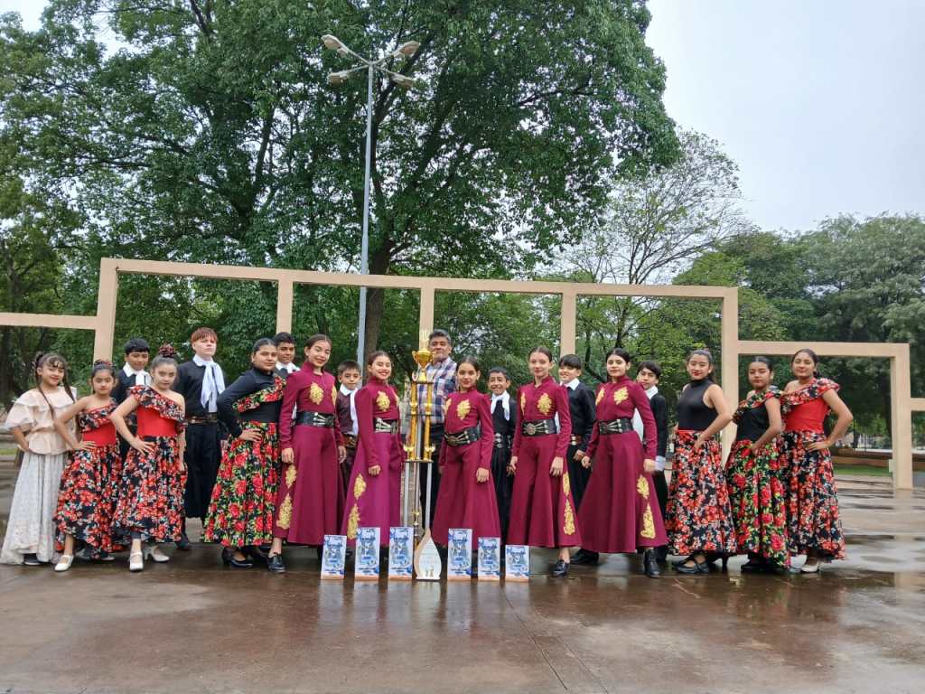 Destacados logros obtenidos por la Academia de danzas Sacha- Rupaj en territorio Salteño.