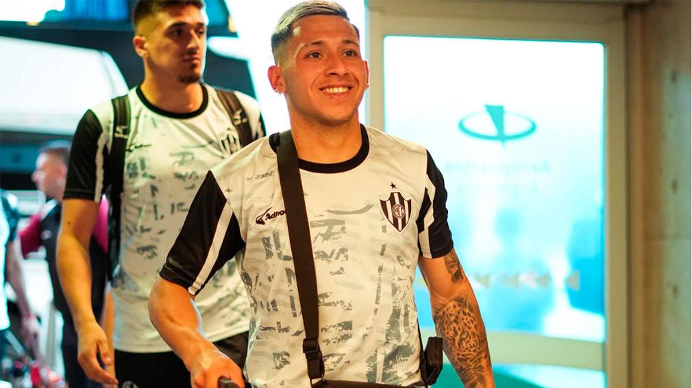 Central Córdoba rumbo a Montevideo en busca de los octavos en la Sudamericana.