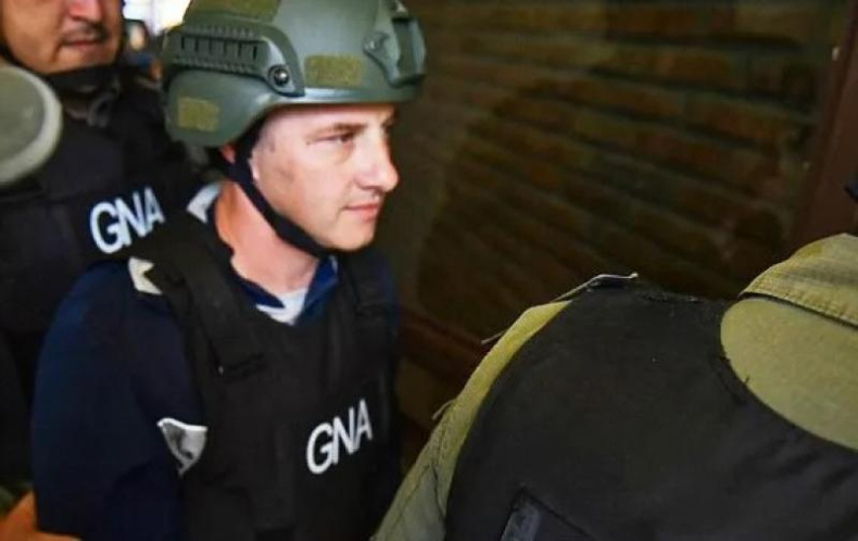 Hallan imágenes de abuso sexual infantil en el celular del exjefe de escuadrón del Ejército