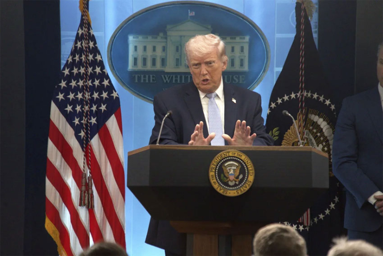 Ultimátum a Irán- Trump: "Accedo a suspender los bombardeos por dos semanas"