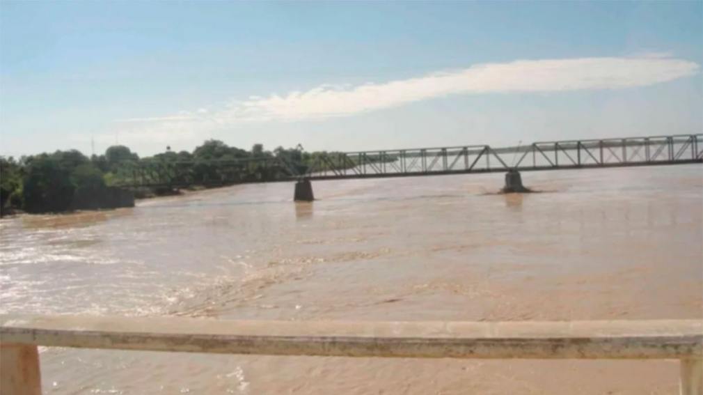 El río Bermejo provocó alerta roja: Salta toma precauciones por desbordes-