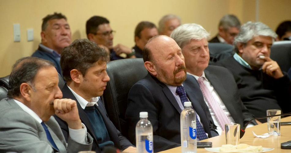 La CGT se reunió con gobernadores del peronismo y uno podría presidir el PJ: los candidatos