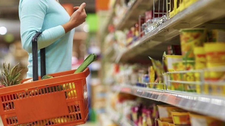 El frío extremo impacto en el consumo de los argentinos: cayó un 12,5% en junio