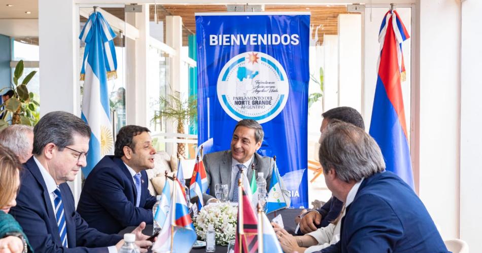 Se reunió en Misiones la Junta Ejecutiva del Parlamento del Norte Grande argentino.
