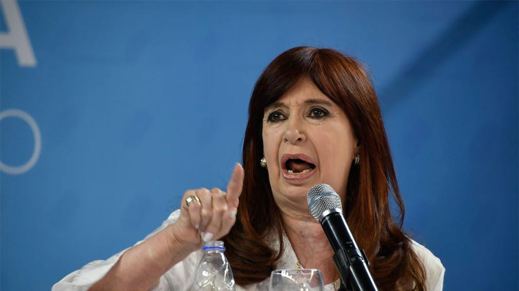 Sin mencionar a Milei, Cristina Kirchner defendió los logros económicos del peronismo
