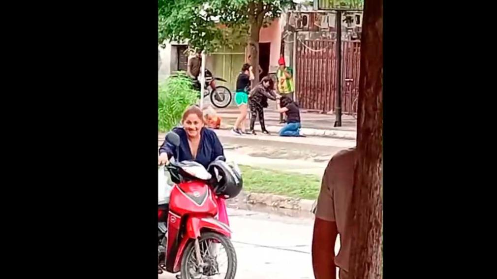 Monte Quemado: tía y sobrina protagonizaron una escándalosa pelea en pleno centro.