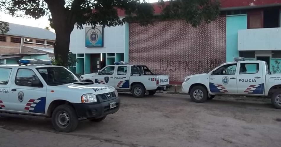 Roban más de $ 200 mil en comercio y se llevan el dvr de las cámaras.