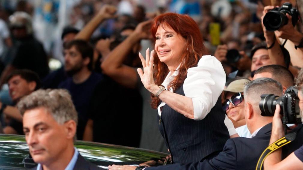 El Estado deberá pagar casi US$ 10 millones a abogados de Cristina Kirchner y otros acusados.