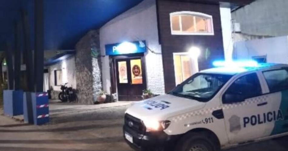 Un hombre se suicidó tras ser arrestado por el abuso de su hija.