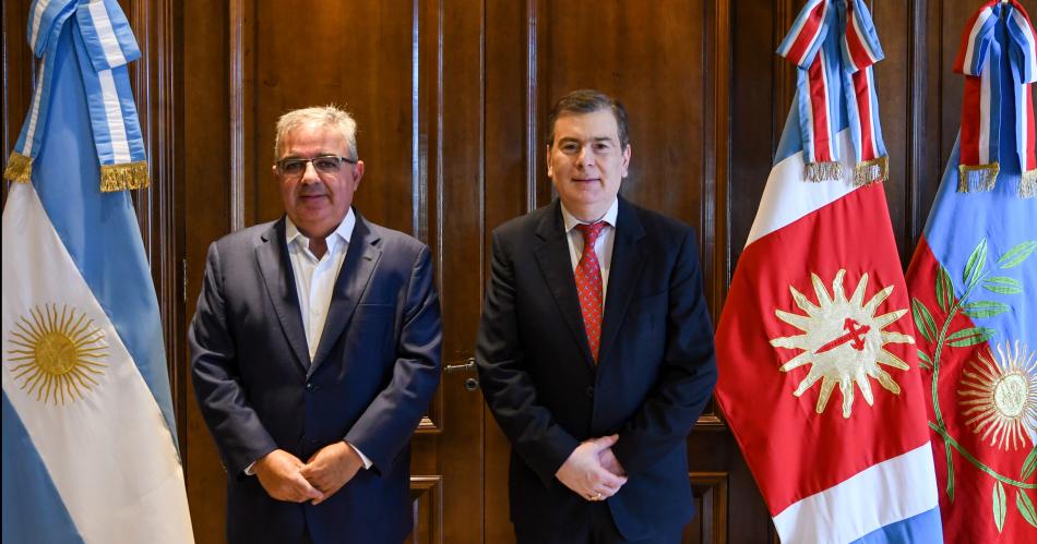 Zamora y Jalil solicitan a la Nación el inicio de la obra de la red de acueductos del Río Albigasta.