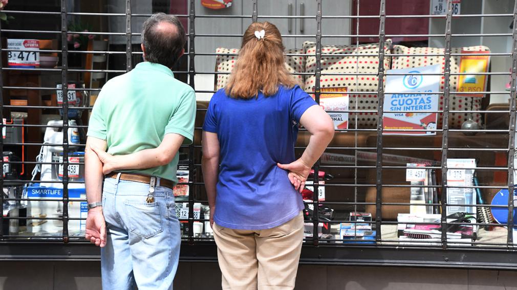 Créditos a 5 años y 24 cuotas sin interés: el Gobierno prepara un plan para compras de electrodomésticos