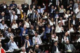 Mega sesión el 29 y 30 de abril, reforma laboral adentro y fuerte advertencia