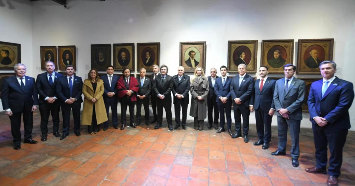 El Gobierno redujo un 62% las transferencias discrecionales a las provincias durante el primer semestre.