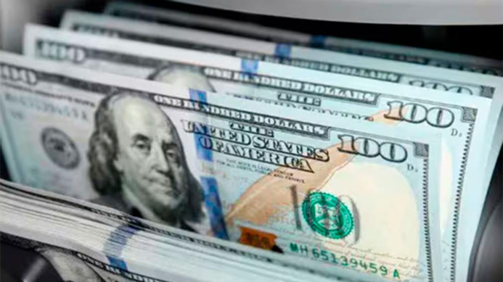 Imparable: el dólar blue sube $35 y llega por primera vez los $1500