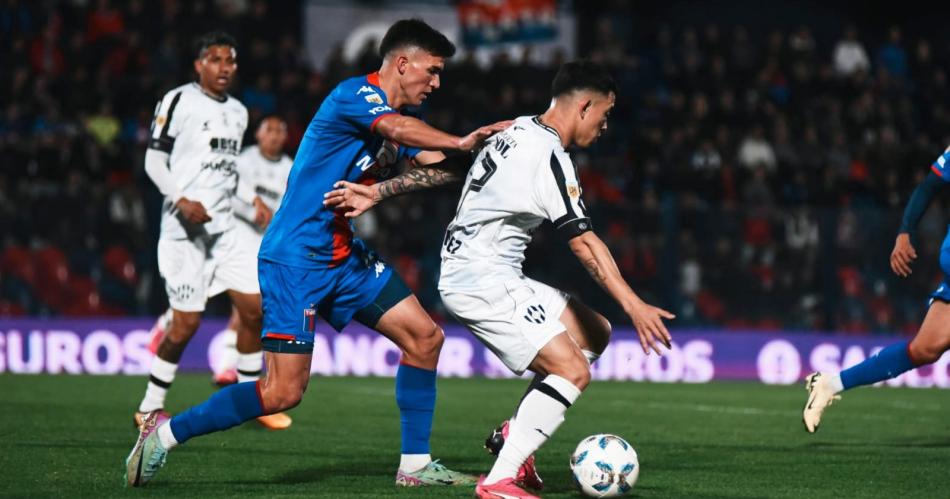 Central Córdoba reaccionó al final y empató ante Tigre.
