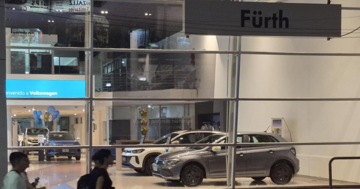 Crece el malestar en víctimas de las maniobras en Furth Automotor.