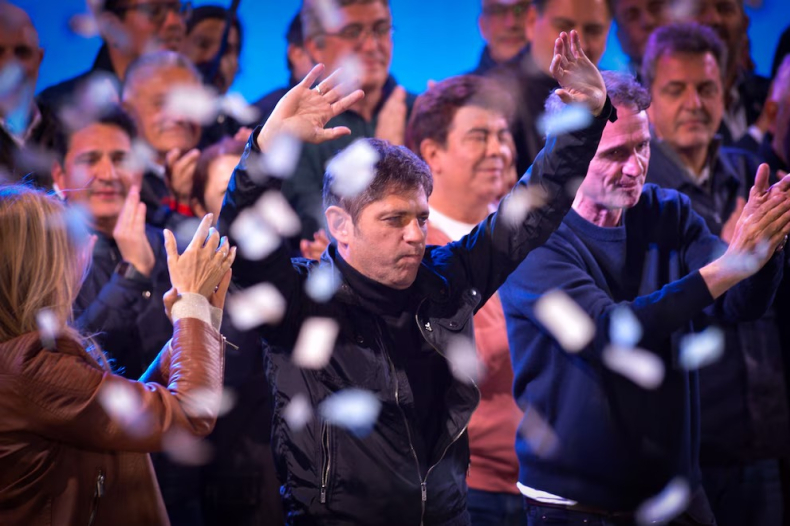 Milei recibió un duro golpe que compromete sus chances en octubre.