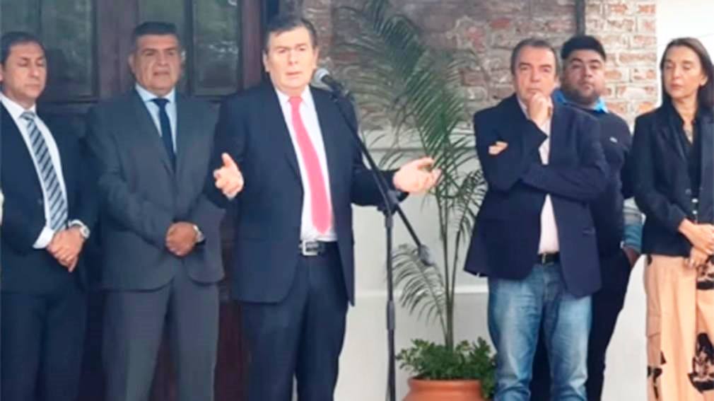 "Las provincias somos las que producimos y tenemos el territorio, la Nación es una entelequia"