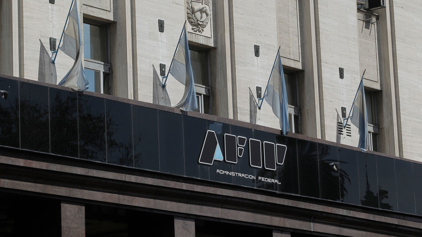 La AFIP subió los montos mínimos para que bancos y billeteras virtuales informen movimientos de clientes