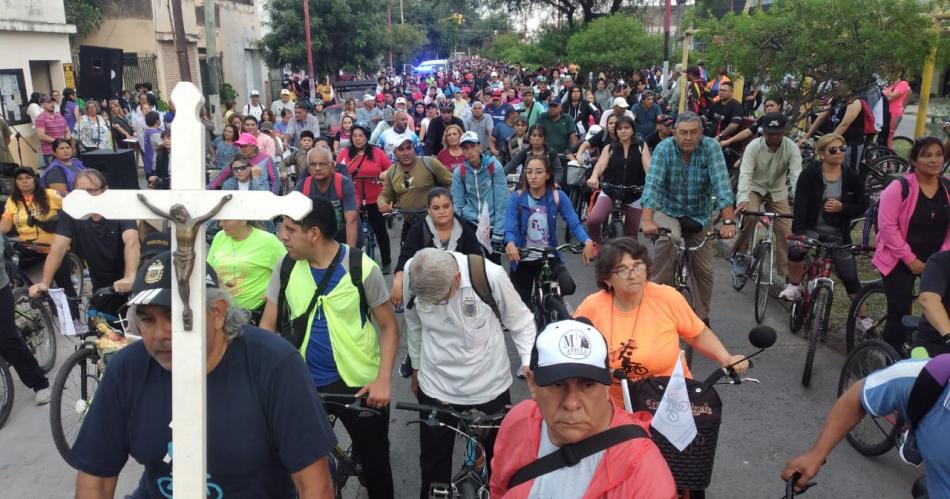 Viernes Santo: el Vía Crucis en bicicleta regresa con un mensaje de fe y esperanza para los santiagueños.
