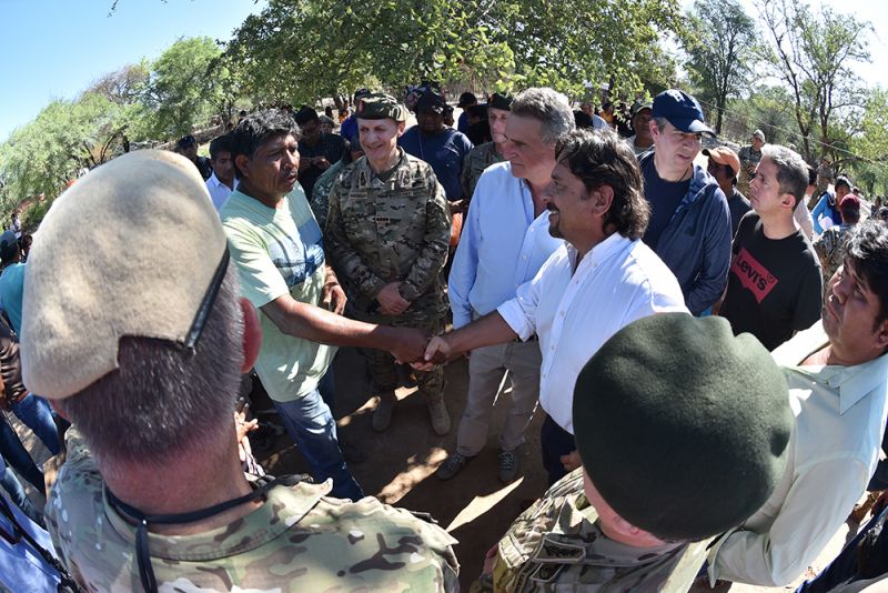 EL GOBERNADOR SÁENZ RECORRIÓ EL CHACO SALTEÑO