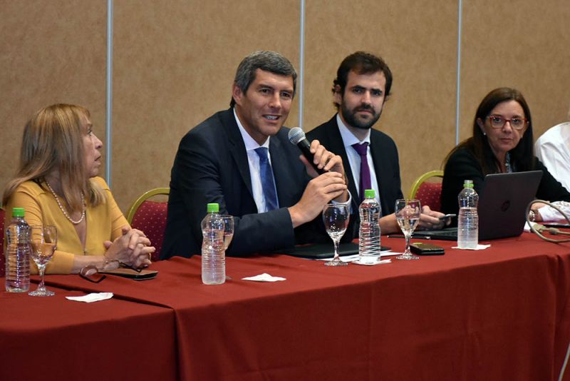 LA ADMINISTRACIÓN PÚBLICA PROVINCIAL COBRARÁ EL SUELDO DE FEBRERO CON UN 10% DE AUMENTO