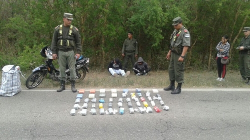 UN GENDARME SECUESTRÓ 33 KILOS DE COCAÍNA EN LA RUTA 34