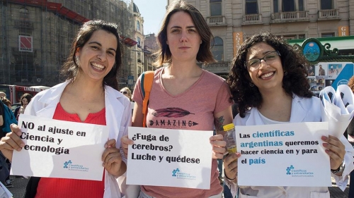 CIENTÍFICOS DE SALTA SE MANIFIESTAN EN CONTRA DEL RECORTE PRESUPUESTARIO