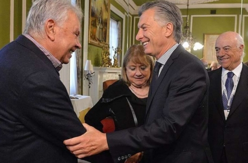 FELIPE GONZÁLEZ DICE QUE "ES FALSA" UNA PUBLICACIÓN DE CLARÍN