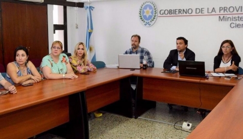 Paritarias salteñas: EL GOBIERNO OFRECIÒ EL 17% Y LA INTERGREMIAL DOCENTE LO RECHAZO