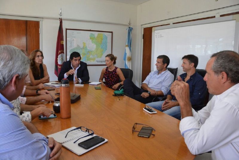 EL GOBIERNO DIALOGA CON LAS ENTIDADES DEL AGRO