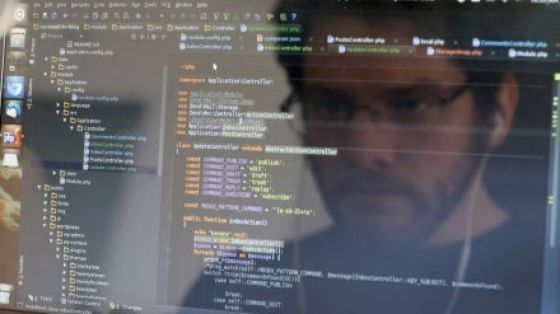 GOBIERNO Y UNSA CONVOCAN A JÓVENES A ESTUDIAR PROGRAMACIÓN