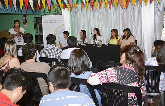CON UNA CHARLA DEBATE CONMEMORARON EL DÍA DE LOS DERECHOS POLÍTICOS DE LAS MUJERES