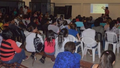 LOS JÓVENES ROSARINOS BUSCAN OPCIONES DE TRABAJO