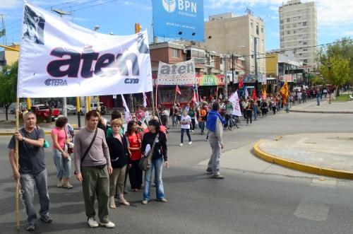 ATEN extendió el paro y Gutiérrez citó a negociar