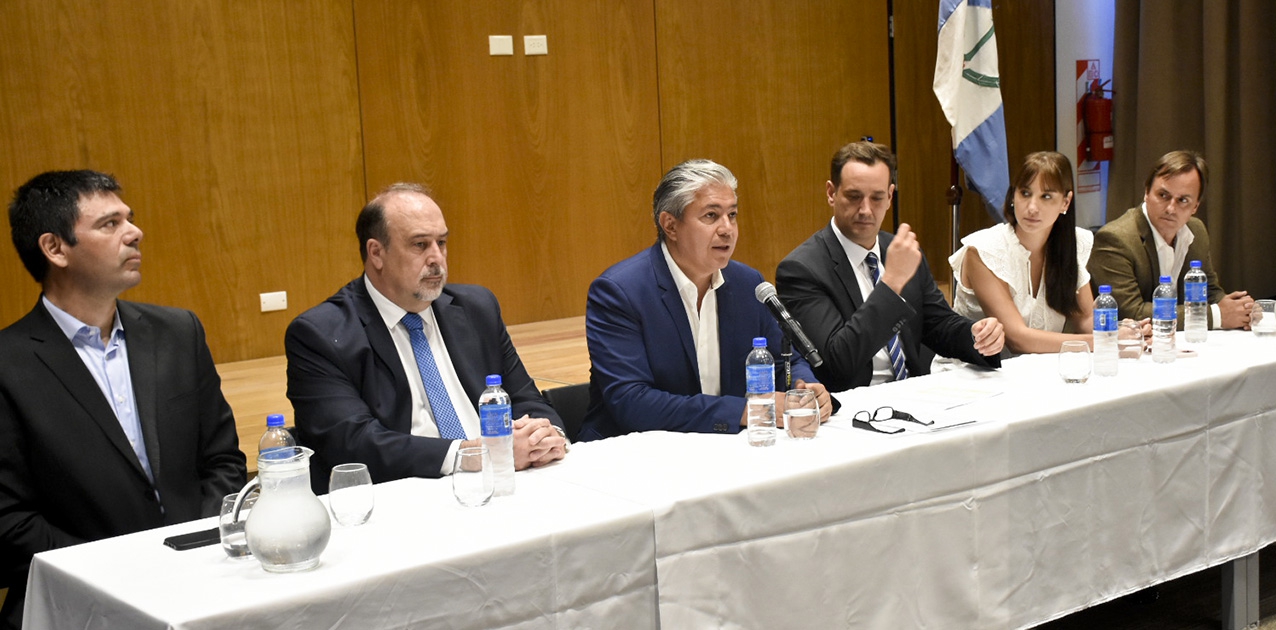 La Mesa Vaca Muerta apunta a la empleabilidad neuquina