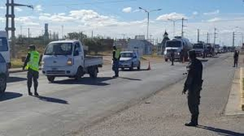 Emprenden caminata hacia Neuquén