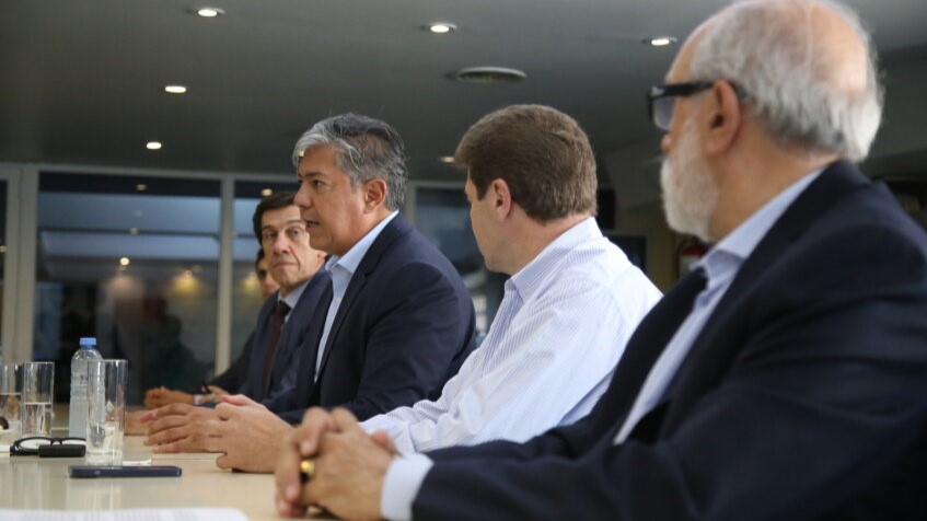 Provincias petroleras pidieron diálogo con el Gobierno nacional