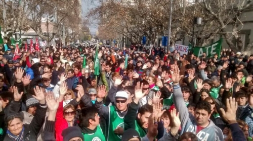 ATE aceptó los 2500 pesos que ofreció el gobierno de Neuquén.