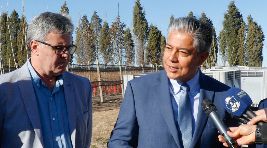 intendente de Plaza Huincul Claudio Larraza