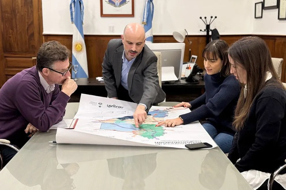 Ultiman detalles para el Comité de Integración de los Lagos