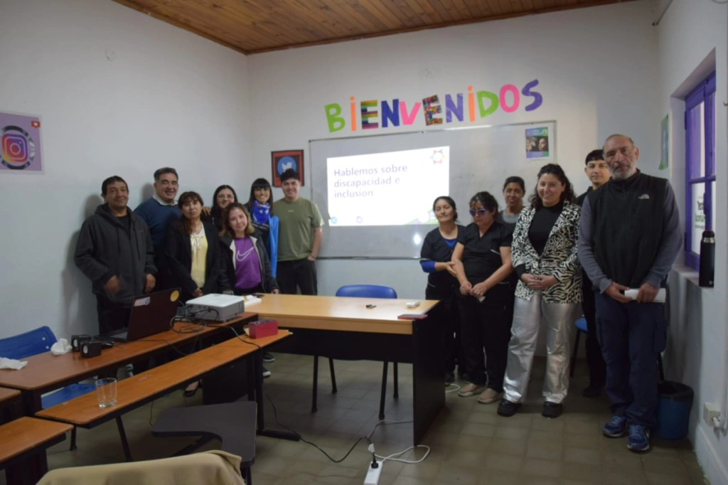 La Municipalidad de Plaza Huincul incorporó a dos trabajadoras al cupo laboral para personas con discapacidad, cumpliendo con la Ley 22.431, que exige que al menos un 4% de los empleados estatales sean PCD