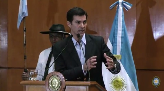 “No quiero municipios donde los intendentes se limiten a pagar sueldos y no hagan obras”