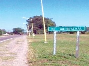 EL QUEBRACHAL: EFECTIVO POLICIAL HERIDO EN PERSECUSIÒN VIAL