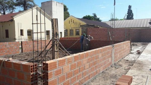 JVG:Avanza la construcción del nuevo escenario en la Escuela Palacios